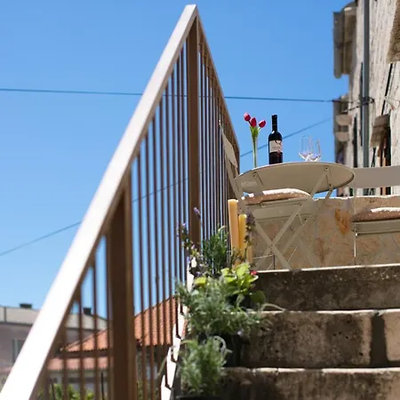 Villa Stone Daire *