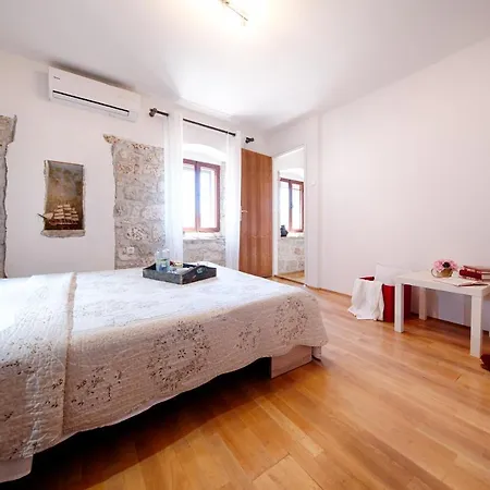 Villa Stone Daire *