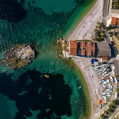 Villa Stone Daire Komiža